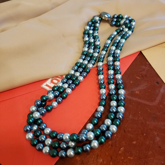 VINTAGE JAPAN Jewelry - VINTAGE JAPAN FAUX BLUE PEARLS